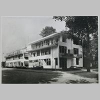 Row Houses Erasmuslaan (1934), Utrecht, Netherlands, photo architecture-history.org,3.png